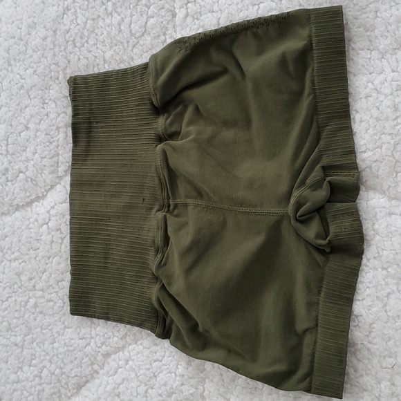 Free People Good Karma Running Shorts Secret moss - Picture 3 of 10